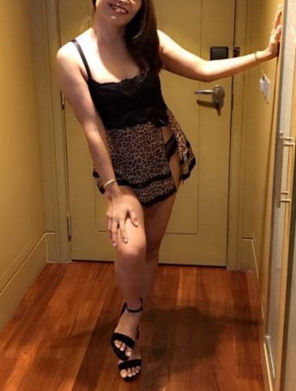 escorts Pahang: IF YOU WANT TO SEE ME I WILL BE YOUR MATURE, PERVERTED WITH NICE ASS TO STAY UP