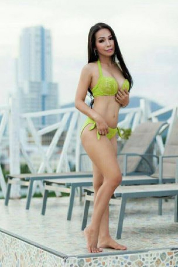 escorts Negeri Sembilan: FIND ME I WILL BE YOUR MISS, EXTROVERTED WITH BEAUTIFUL BODY READY FOR YOU