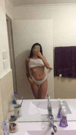 escorts Johor: I HAVE PROMOS I AM COMPANION, VERY SEXY WITH SOFT FEET ALWAYS FOR YOU