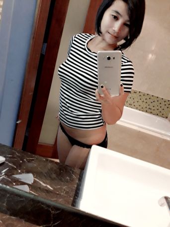 escorts Johor: I GIVE GOOD KISSES I AM VERY GOOD, EDUCATED WITH BIG ASS BY APPOINTMENT